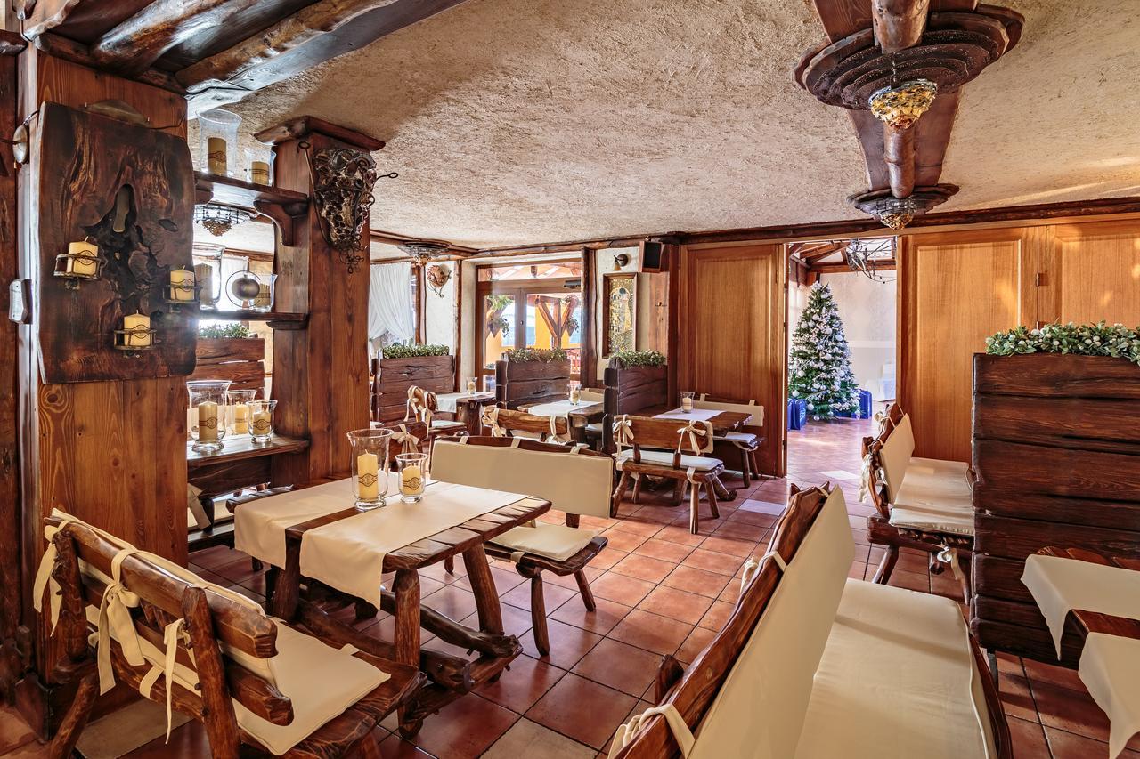 Hotel - Karczma Klimtowka Wolbrom المظهر الخارجي الصورة