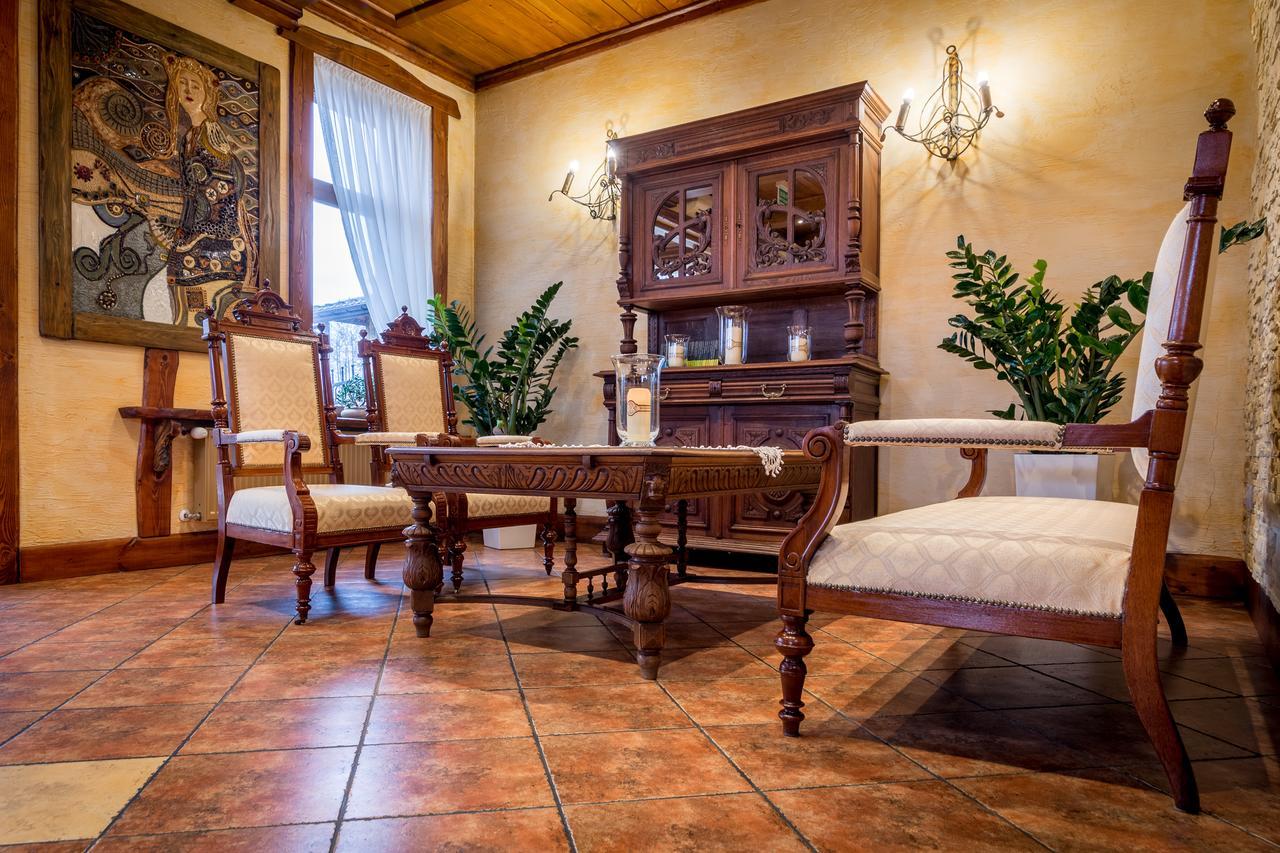 Hotel - Karczma Klimtowka Wolbrom المظهر الخارجي الصورة